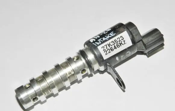 Hyundai i20 (PB PBT) Camshaft vanos timing valve 2435503011L