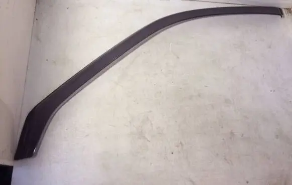 Lexus IS 200-300 Front door wind deflector