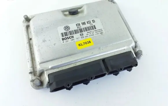 Volkswagen Polo III 6N 6N2 6NF Engine control unit/module 030906032BD KL7038