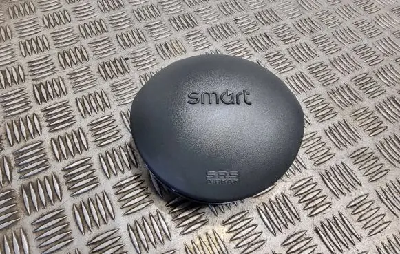 Smart ForTwo I Steering wheel airbag