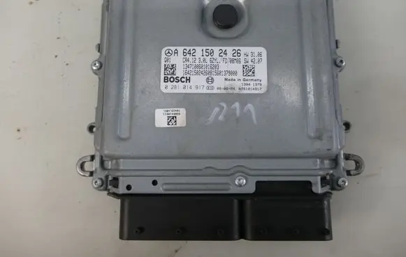 Mercedes-Benz E W211 Engine control unit/module A6421502426