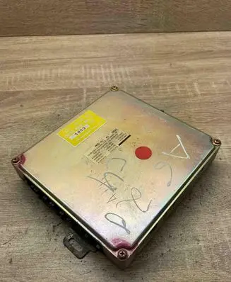 Audi A4 S4 B5 8D Engine control unit/module ECU 8D0906266A
