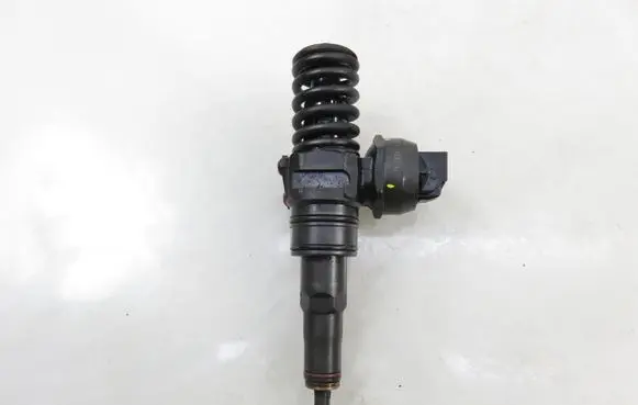 Seat Alhambra (Mk1) Fuel injector 0414720216 038130073BA