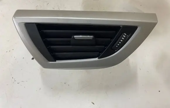 BMW 1 F20 F21 Dashboard side air vent grill/cover trim 920535607 507890