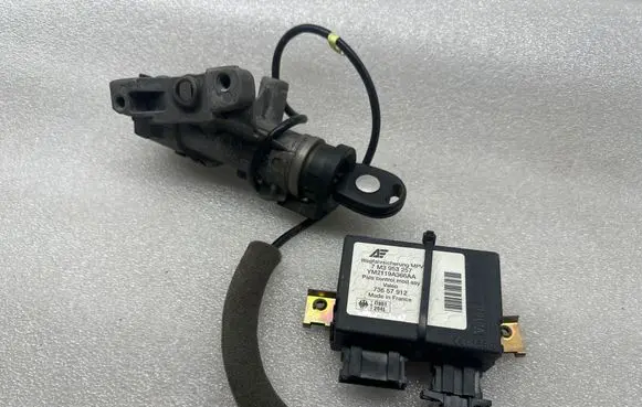 Volkswagen Sharan Ignition lock 4B0905851P 7M3953257