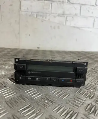 Volkswagen PASSAT B5 Climate control unit