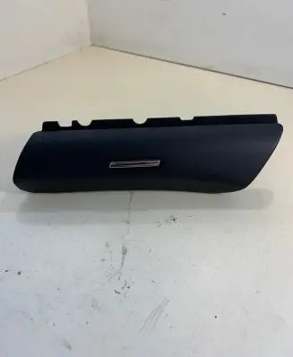 Porsche Cayenne (92A) Front trunk storage compartment 7P5857951 7P5867317