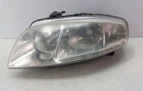 Alfa Romeo GT Headlight/headlamp 60681584