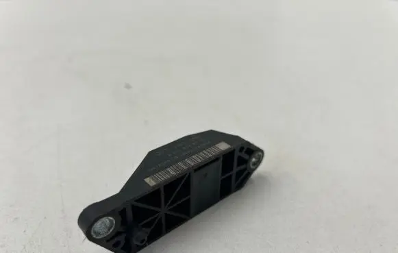 Mercedes-Benz E W211 Airbag deployment crash/impact sensor A0018209326 25571179A4