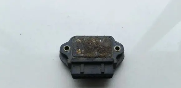 Volkswagen Golf II Ignition amplifier control unit 211905351D