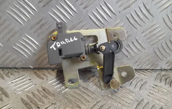 Volkswagen Touareg I Central locking motor 7L6827425