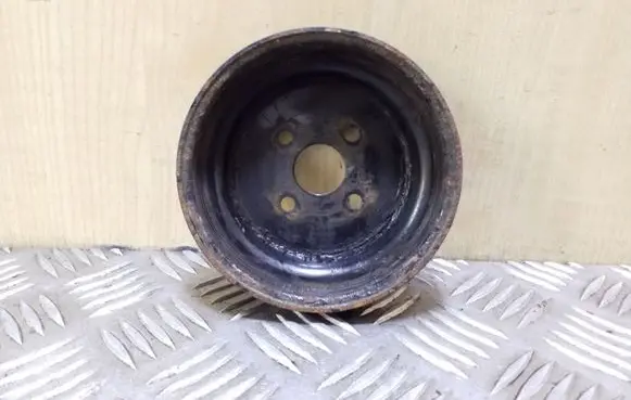 Mitsubishi Space Wagon Water pump pulley 