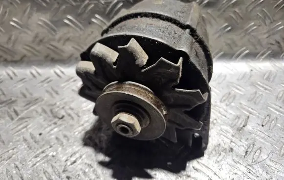 Seat Ibiza I (021A) Generator/alternator 9120144279