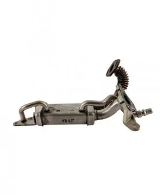 Nissan NV200 EGR valve cooler 147357082R