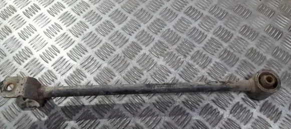 Toyota Avensis T220 Rear upper control arm/wishbone