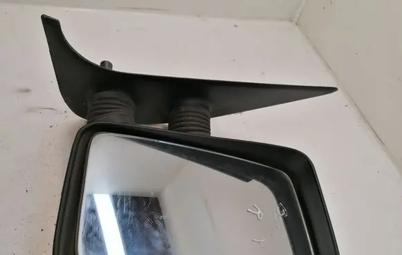 Manual wing mirror