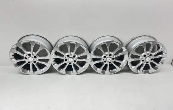 Mercedes-Benz GLA W156 X156 R17 alloy rim A1564011700