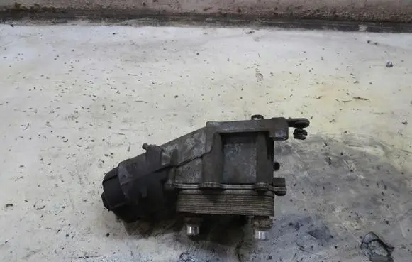 Suzuki Vitara (LY) Oil filter mounting bracket 55262375