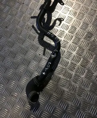 Audi A4 S4 B7 8E 8H Engine coolant pipe/hose 038121071S