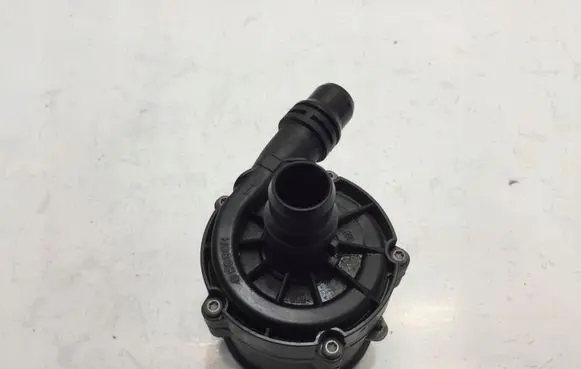 Peugeot 3008 II Electric auxiliary coolant/water pump 9818812580