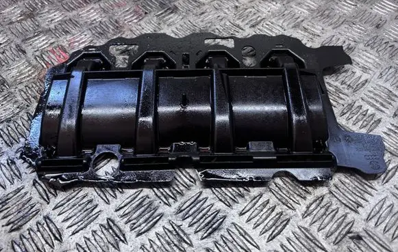 Volkswagen Golf VII Oil sump 04E103623D