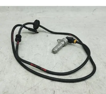 Mercedes-Benz E W124 Rear ABS sensor wiring 1245402017 A1245402017 0265002081