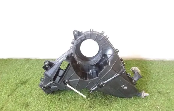 Audi Q7 4L Interior heater climate box assembly housing 4L0820004C 7L0819358