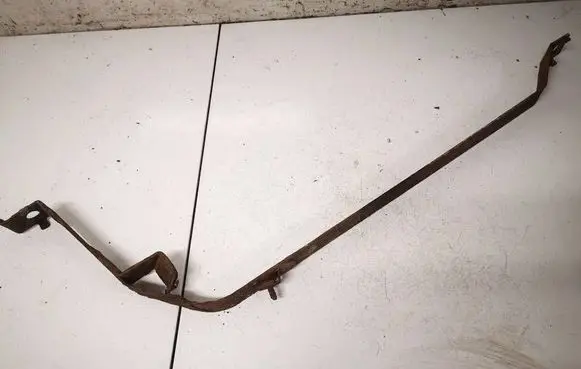 Mazda 6 Fuel tank mounting bracket