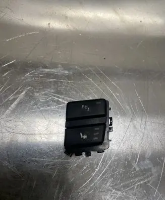 BMW 5 E60 E61 Seat heating switch 915907702