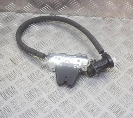 Mercedes-Benz E C207 W207 Tailgate/trunk/boot lock/catch/latch A2047500485