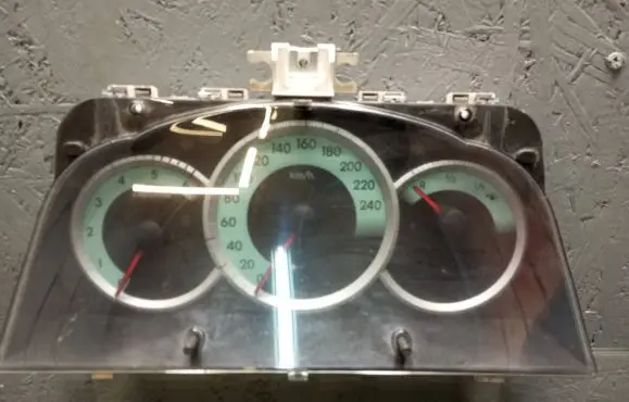 Toyota Corolla Verso AR10 Speedometer (instrument cluster) 838000F091 MB2574308260