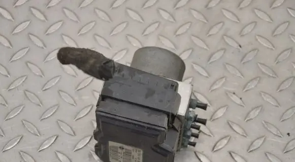 Mini One - Cooper Coupe R56 ABS Pump 6866011