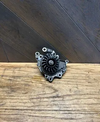 Opel Crossland X Water pump Z16001023