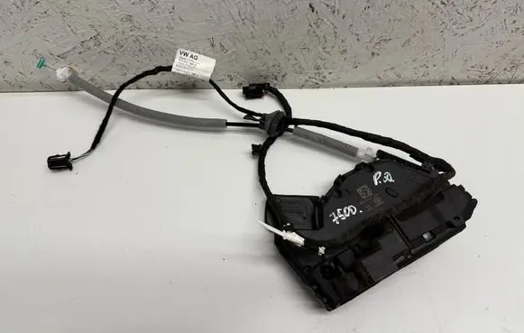 Skoda Karoq Front door lock 5TB837016A