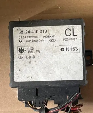 Opel Zafira A Comfort/convenience module 24410018