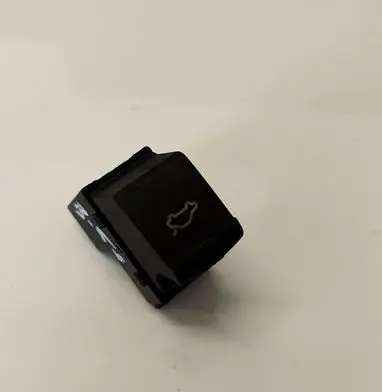 Volkswagen PASSAT B5.5 Tailgate opening switch 1J0959831A