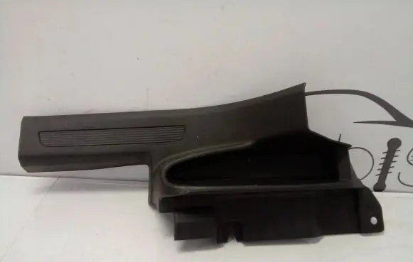 Volkswagen Tiguan Other sill/pillar trim element 5NA868270
