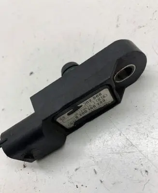 Renault Megane II Air pressure sensor 8200168253 002566 8200185545