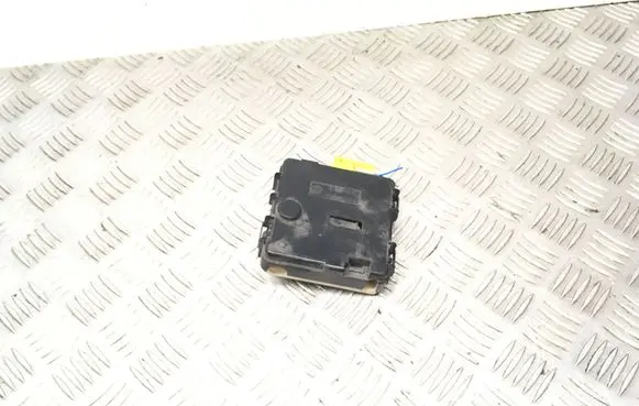 BMW 3 E46 Fuse 8387547 5293147 250A
