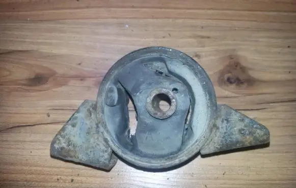 Nissan Almera Engine mount bracket 113210m000