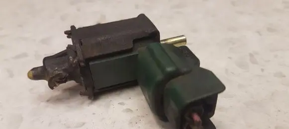 Mazda 6 Turbo solenoid valve K5T46592 RF5C