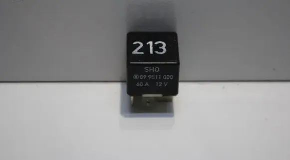 Audi A4 S4 B5 8D Other relay 443951253J