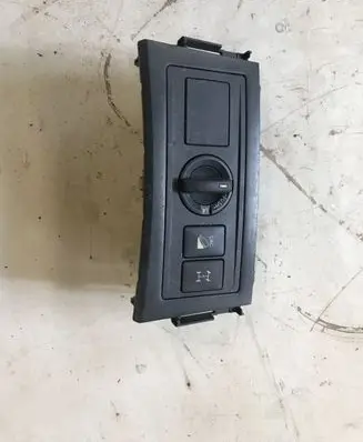 Toyota Land Cruiser (J150) Transfer box differential control unit 5880560110
