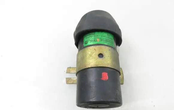 Audi 80 90 B3 High voltage ignition coil 811905115