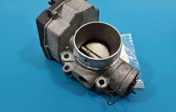 Citroen C3 Throttle body valve 408239821001 IMPRK1607367
