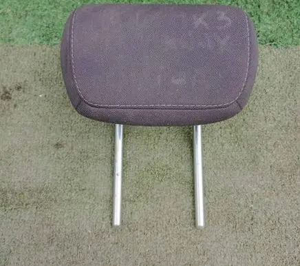 Ford Focus Rear seat headrest 