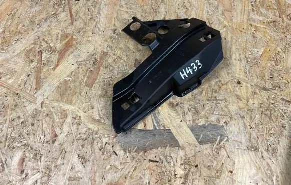 Mazda CX-5 II Front bumper mounting bracket KSD450104