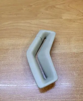 Volvo V70 Seat belt trim 