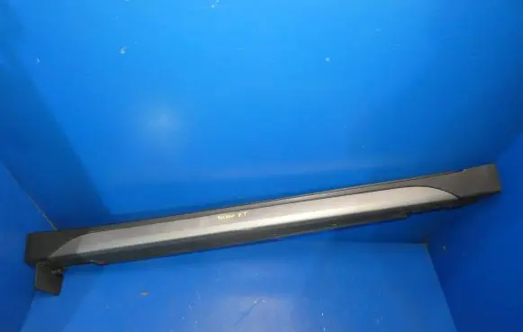 Hyundai Tucson TL Sill/side skirt trim 