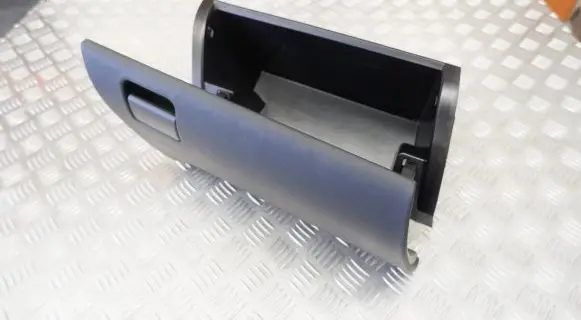 Toyota Prius+ (ZVW40) Glove box 5544047010 5543747010